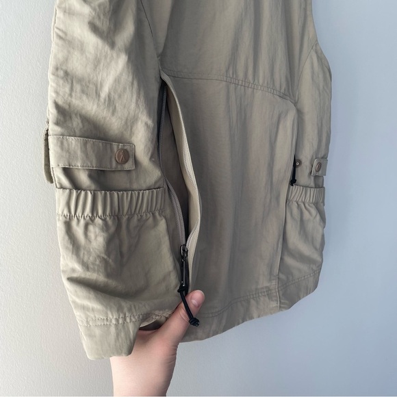 SOLD NWT ROYAL ROBINS Field Guide Vest Size S Beige Nylon Utility Outdoor Fish - Picture 9 of 9